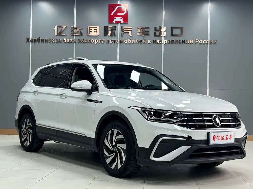 Volkswagen Tiguan L 2023 — фото 2