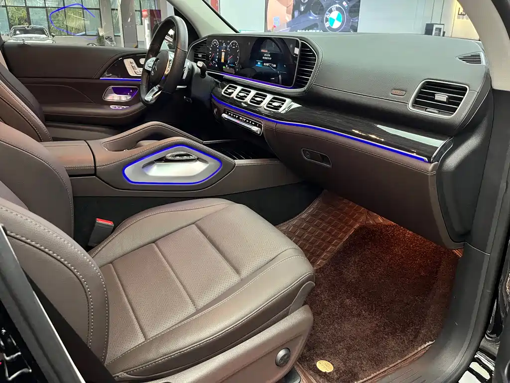 Mercedes-Benz GLS 2024 — фото 12