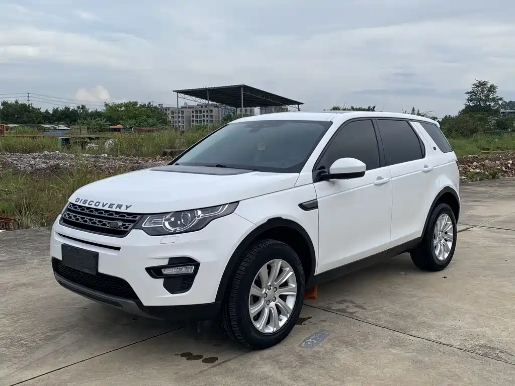 Land Rover Discovery Sport 2018 — фото 1