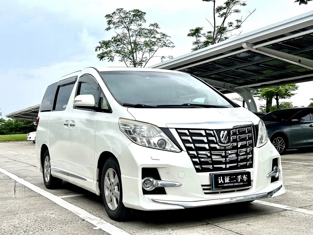 Toyota Alphard 2010 — фото 4