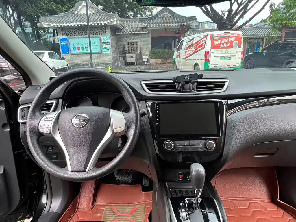 Nissan Qashqai 2018 — фото 9
