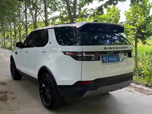 Land Rover Discovery 2019