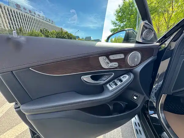 Mercedes-Benz GLC 2022