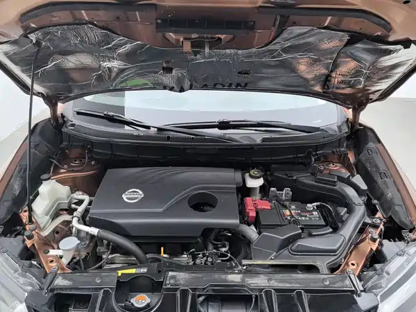 Nissan X-Trail 2015