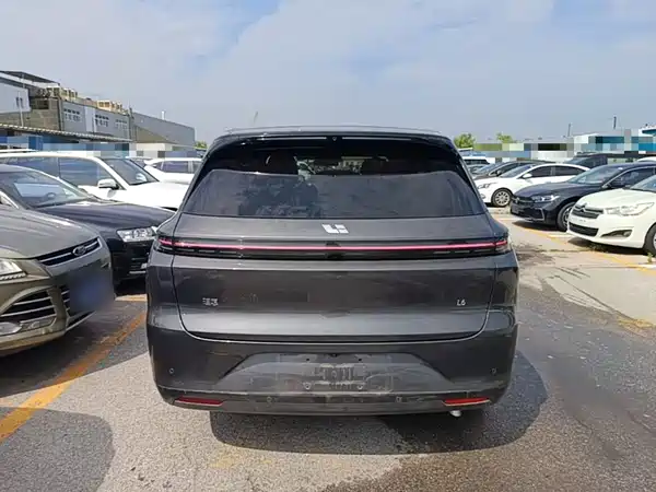 Li Auto L6 2024