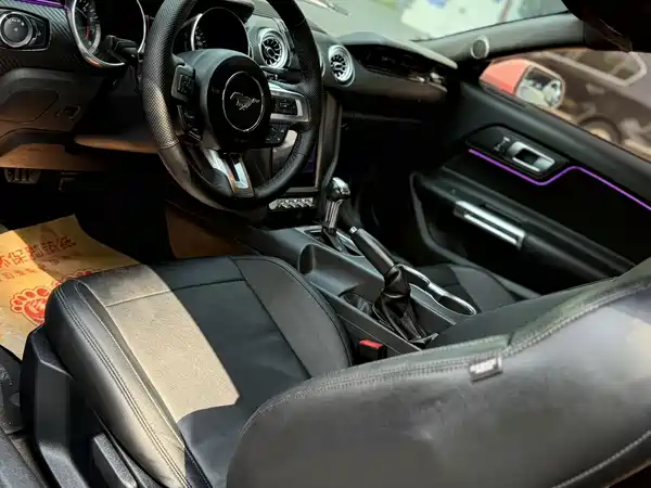 Ford Mustang 2019