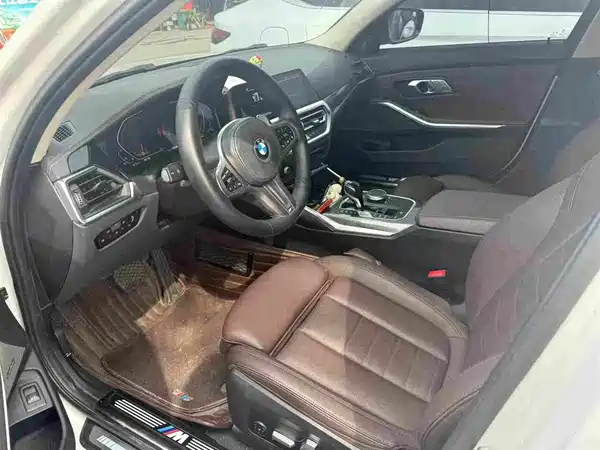 BMW 3 Series 2021