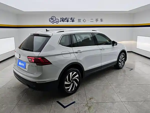 Volkswagen Tiguan L 2024