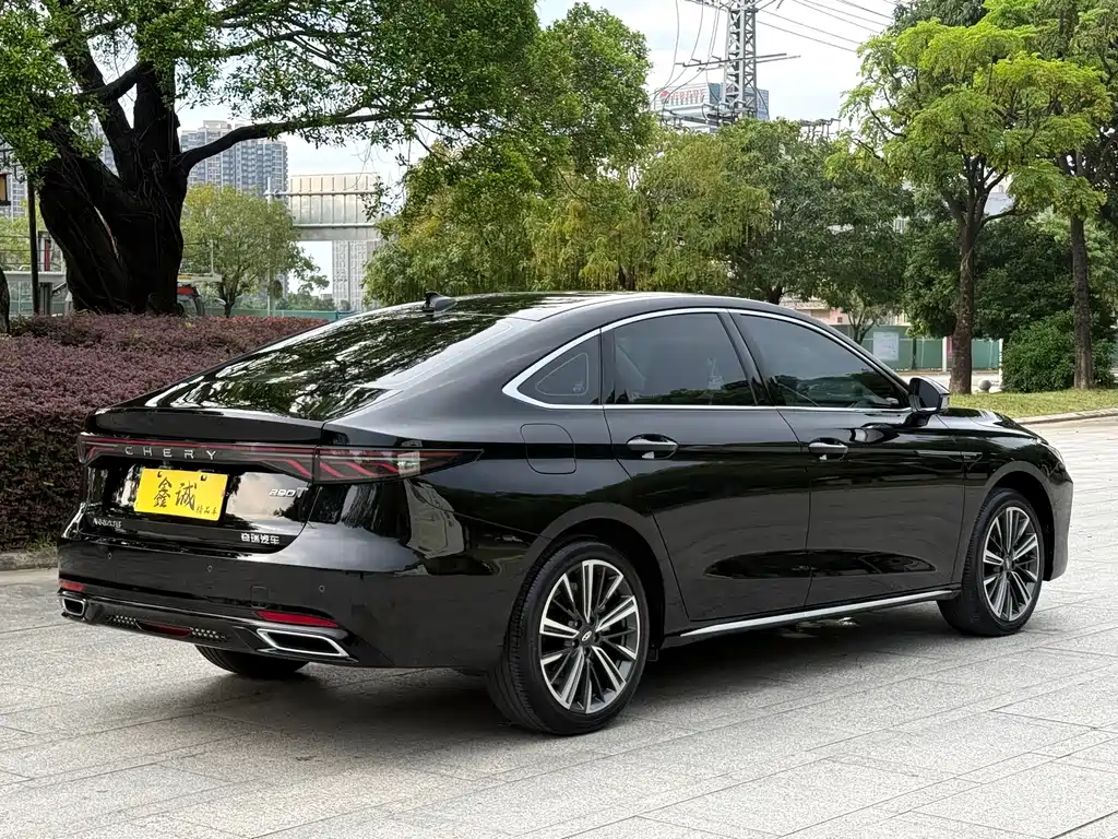Chery Arrizo 8 PRO 2025 — фото 16