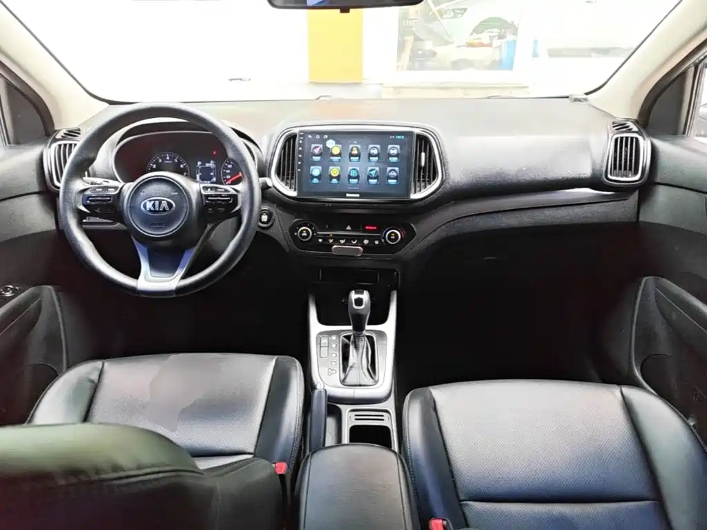Kia KX3 2015 — фото 10