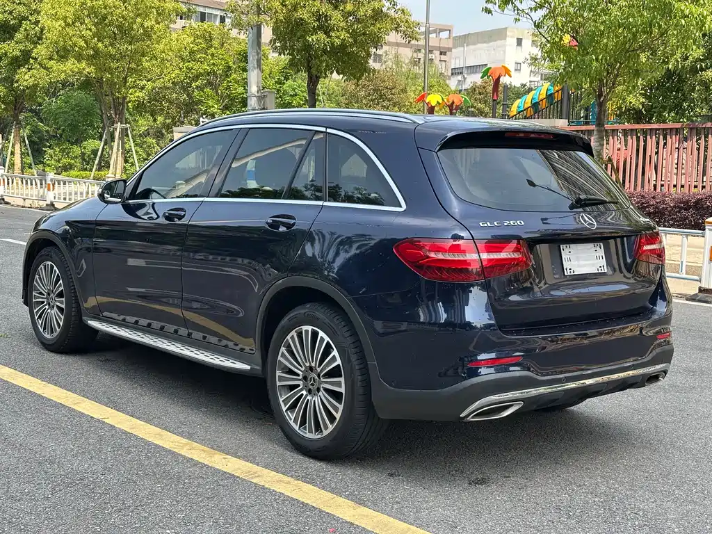 Mercedes-Benz GLC 2017 — фото 7