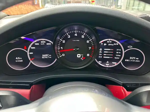 Porsche Cayenne 2022