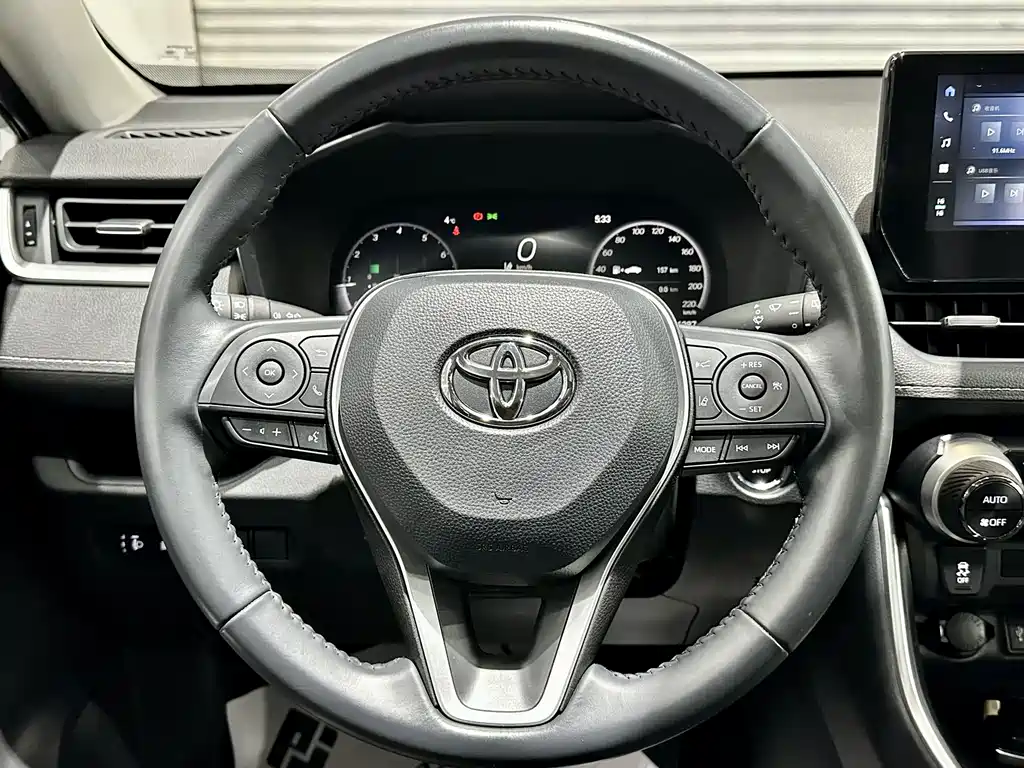 Toyota Wildlander 2023 — фото 16