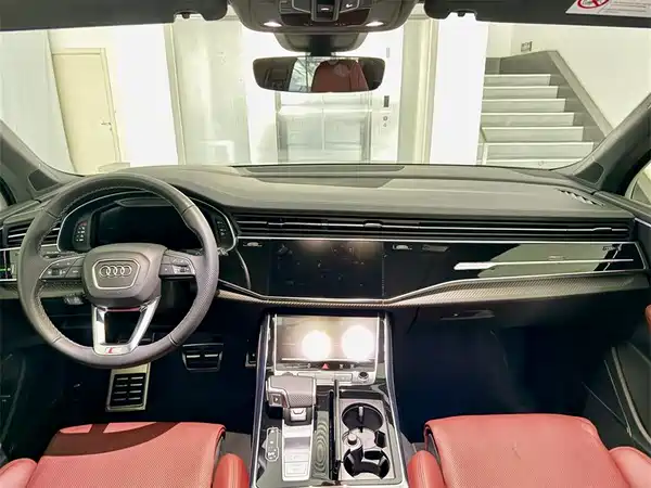 Audi SQ7 2024