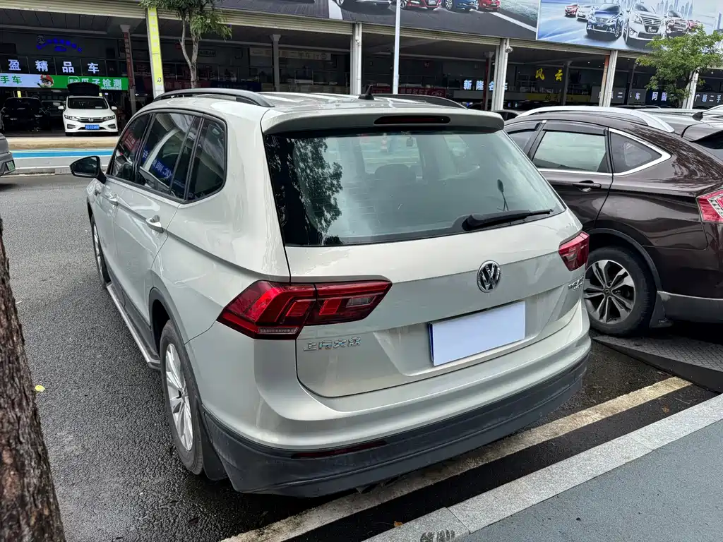 Volkswagen Tiguan L 2017