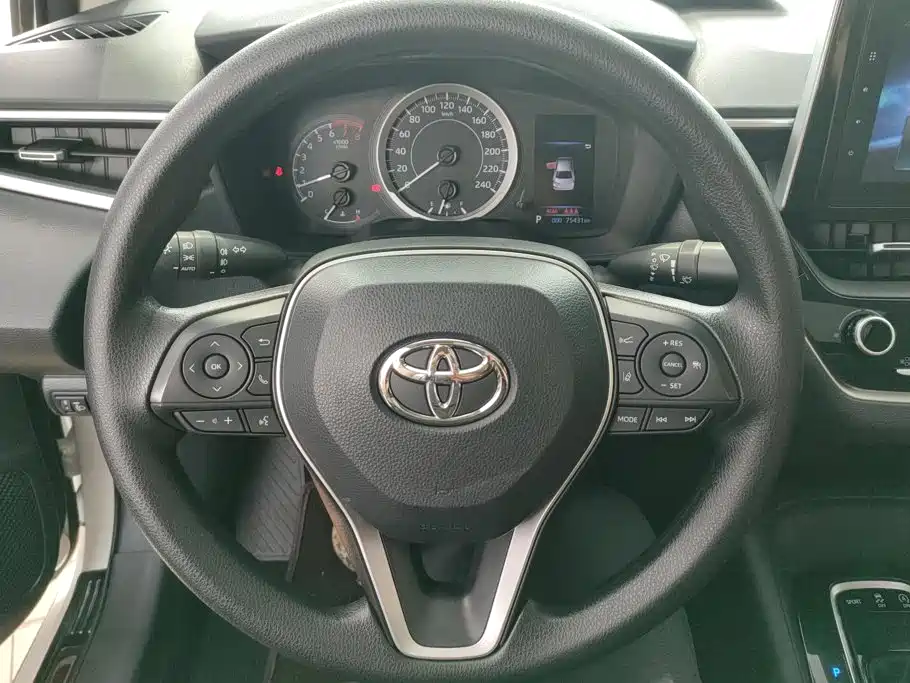 Toyota Corolla 2020 — фото 15