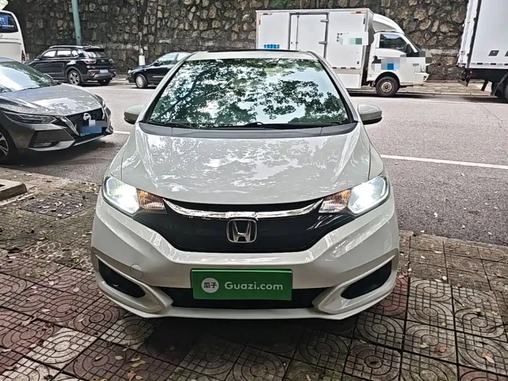 Honda Fit 2018 — фото 3