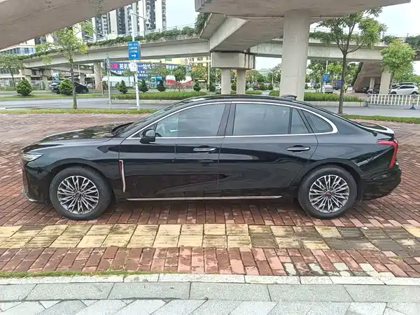 Hongqi H5 2023