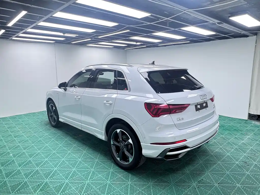 Audi Q3 2022