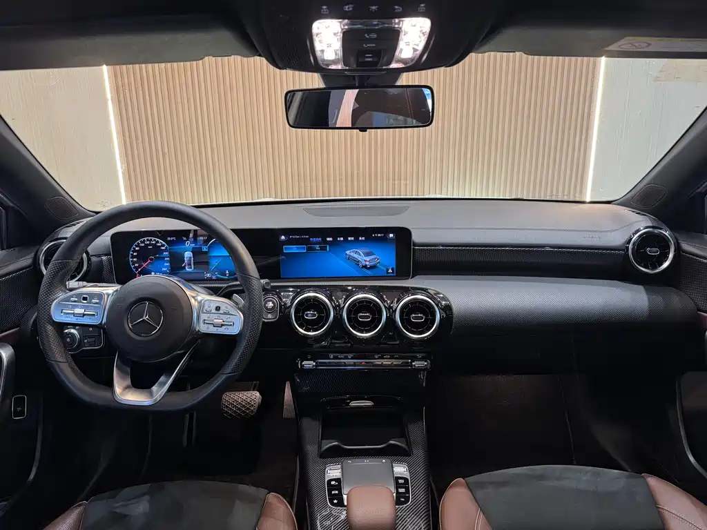 Mercedes-Benz A-Class 2019 — фото 7