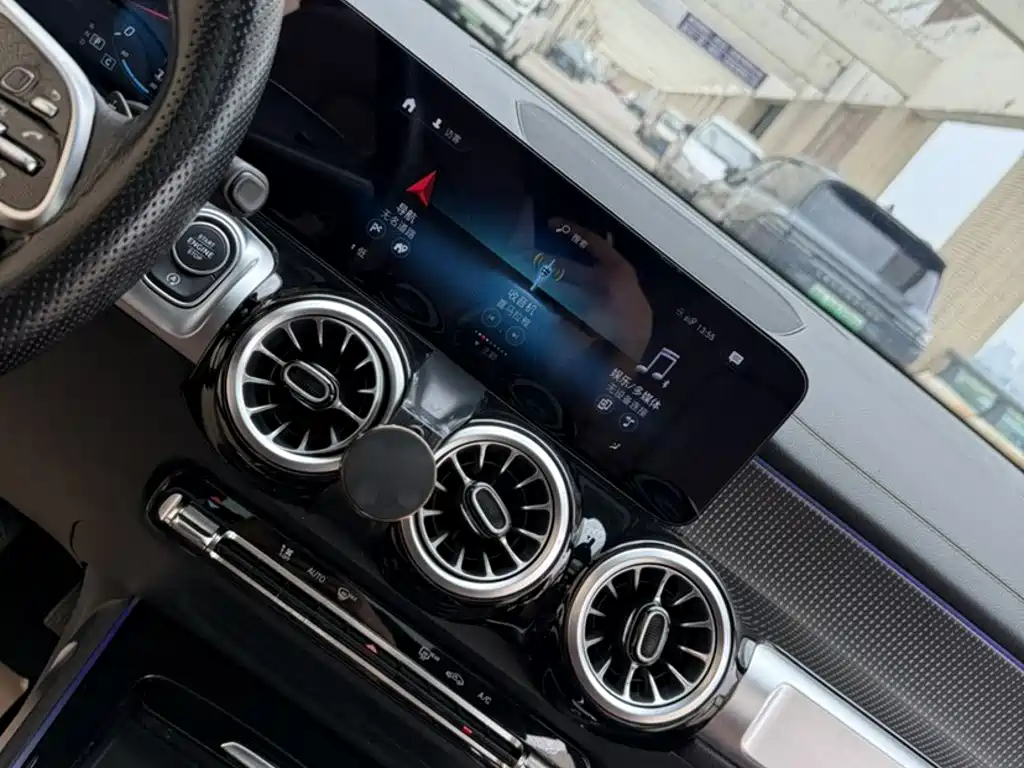 Mercedes-Benz GLB 2022 — фото 16