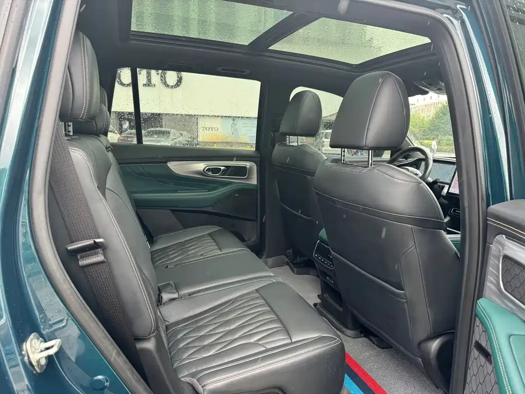 GAC Motor Trumpchi GS8 2023 — фото 8