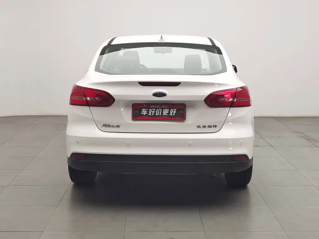 Ford Focus 2016 — фото 4
