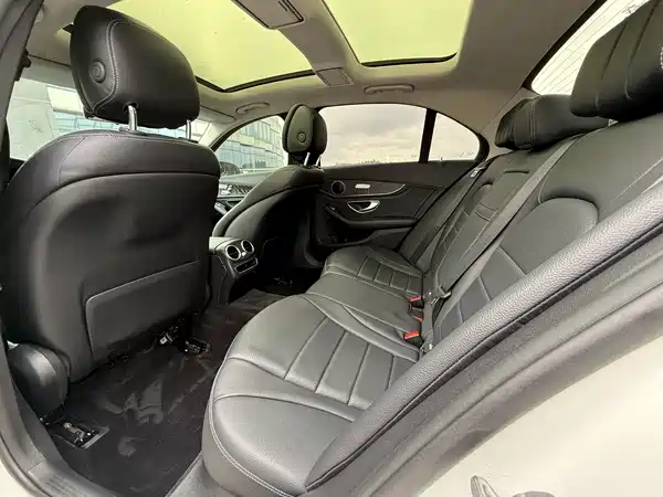 Mercedes-Benz C-Class 2019