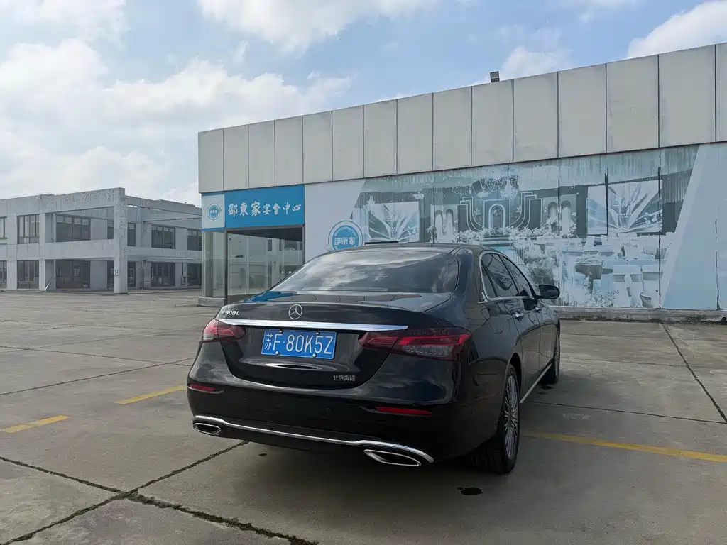 Mercedes-Benz E-Class 2023
