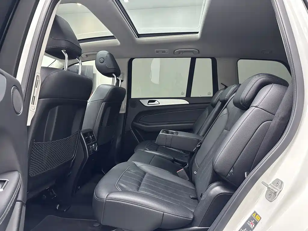 Mercedes-Benz GLS 2016 — фото 11