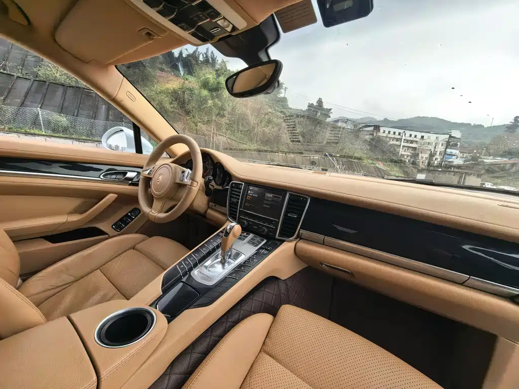 Porsche Panamera 2014 — фото 12