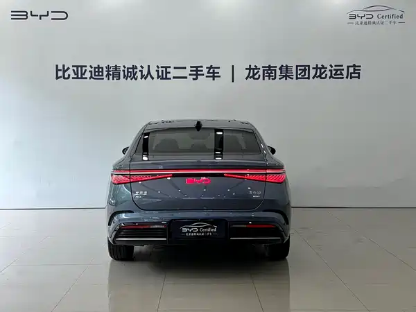 BYD Seal 07 DM-i 2025