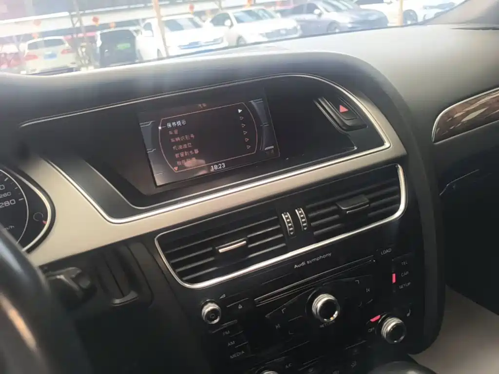 Audi A4L 2016 — фото 13