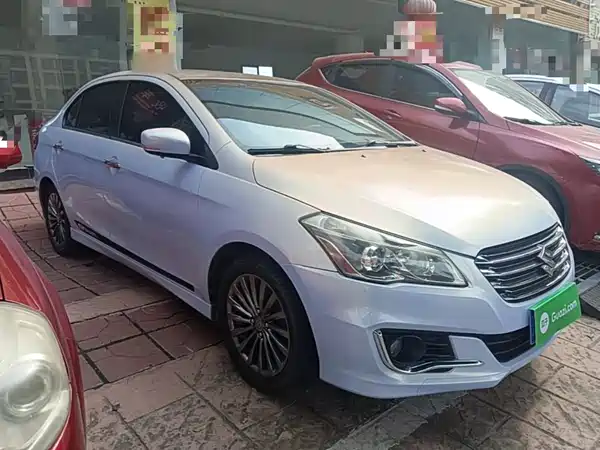 Suzuki Qiyue 2016