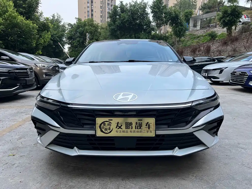Hyundai Elantra 2024