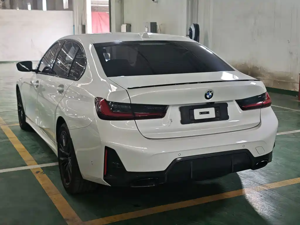 BMW 3 Series 2024