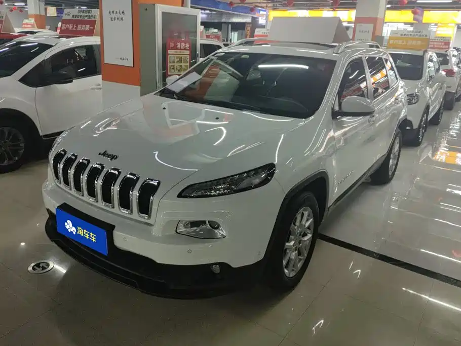 Jeep Cherokee 2016 — фото 1