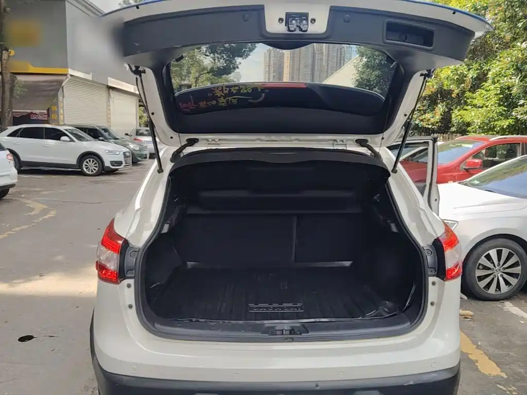 Nissan Qashqai 2017 — фото 19