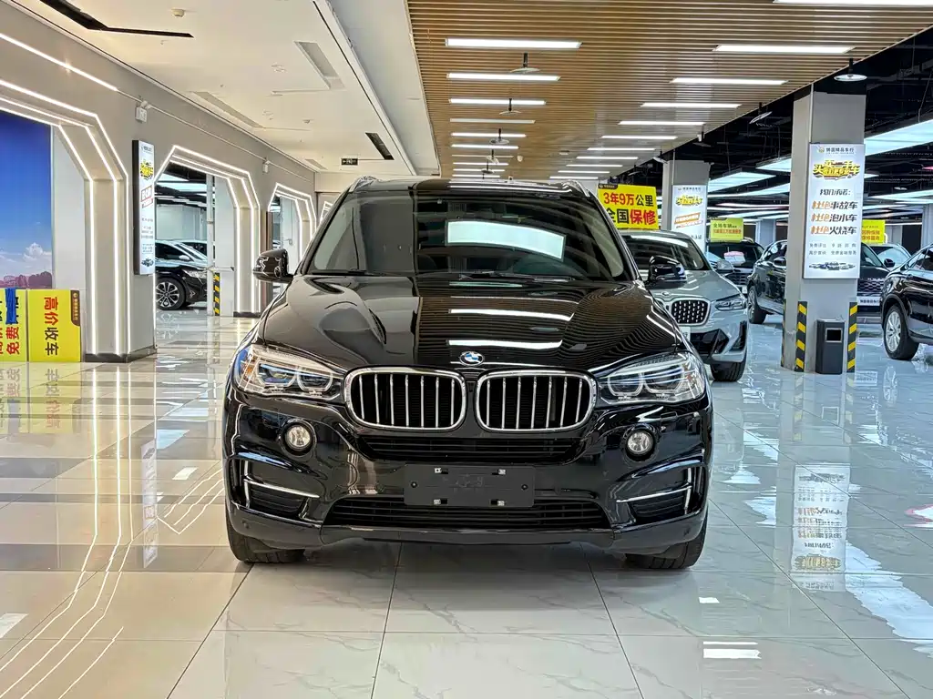 BMW X5 2018 — фото 8