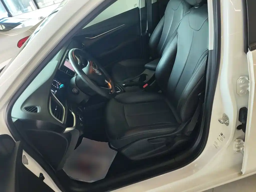Buick Excelle GT 2021 — фото 15