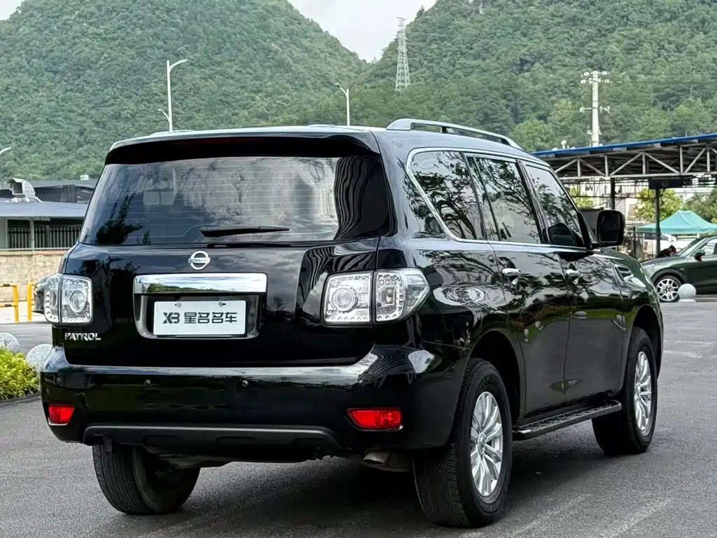 Nissan Patrol 2018 — фото 12
