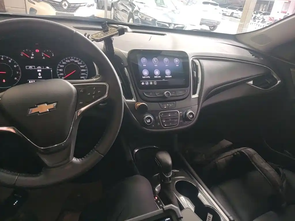 Chevrolet Malibu XL 2022 — фото 10