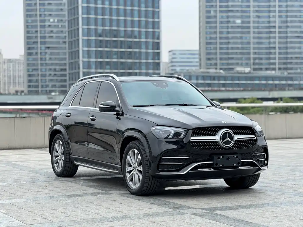 Mercedes-Benz GLE 2023 — фото 3