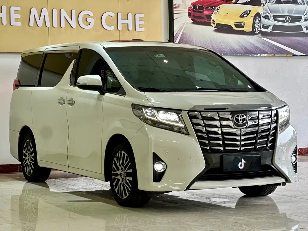 Toyota Alphard 2016 — фото 3