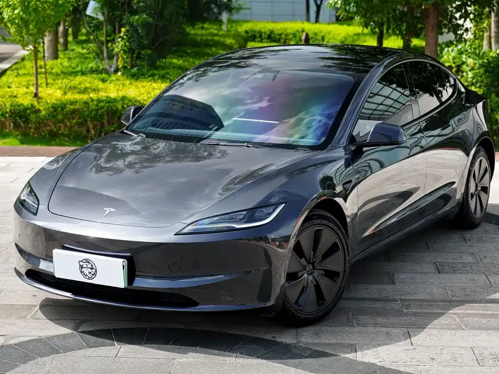Tesla Model 3 2024 — фото 4
