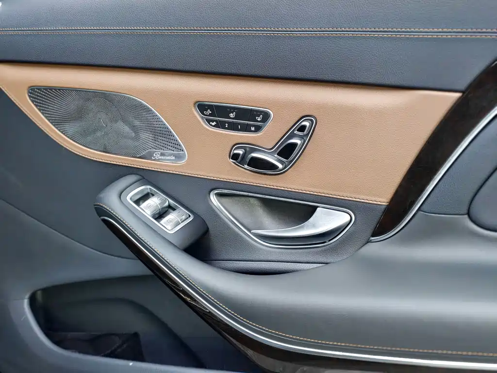 Mercedes-Benz Maybach S-Class 2019 — фото 13