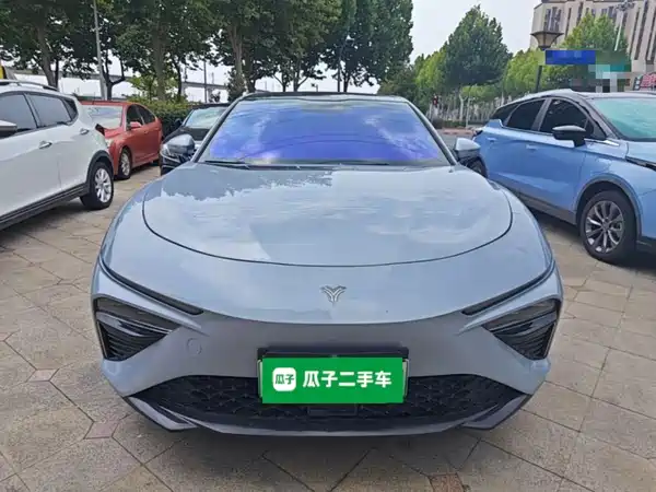 Neta S 2023