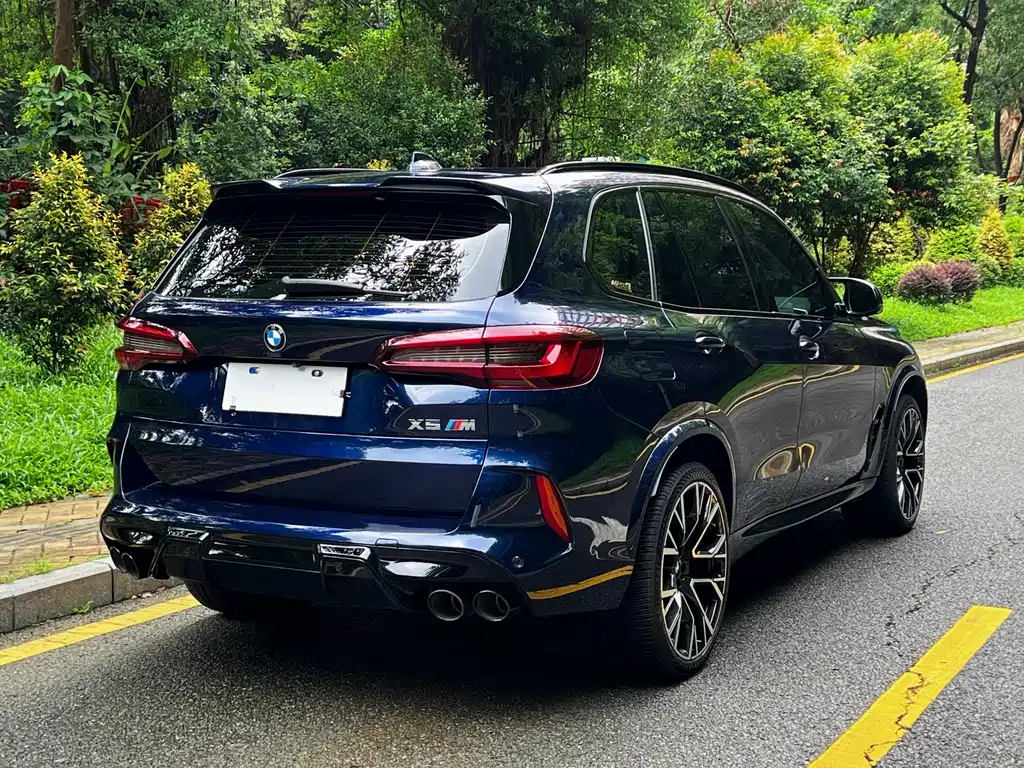 BMW X5 M 2022 — фото 22