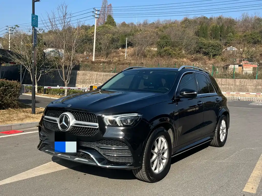 Mercedes-Benz GLE 2021 — фото 1