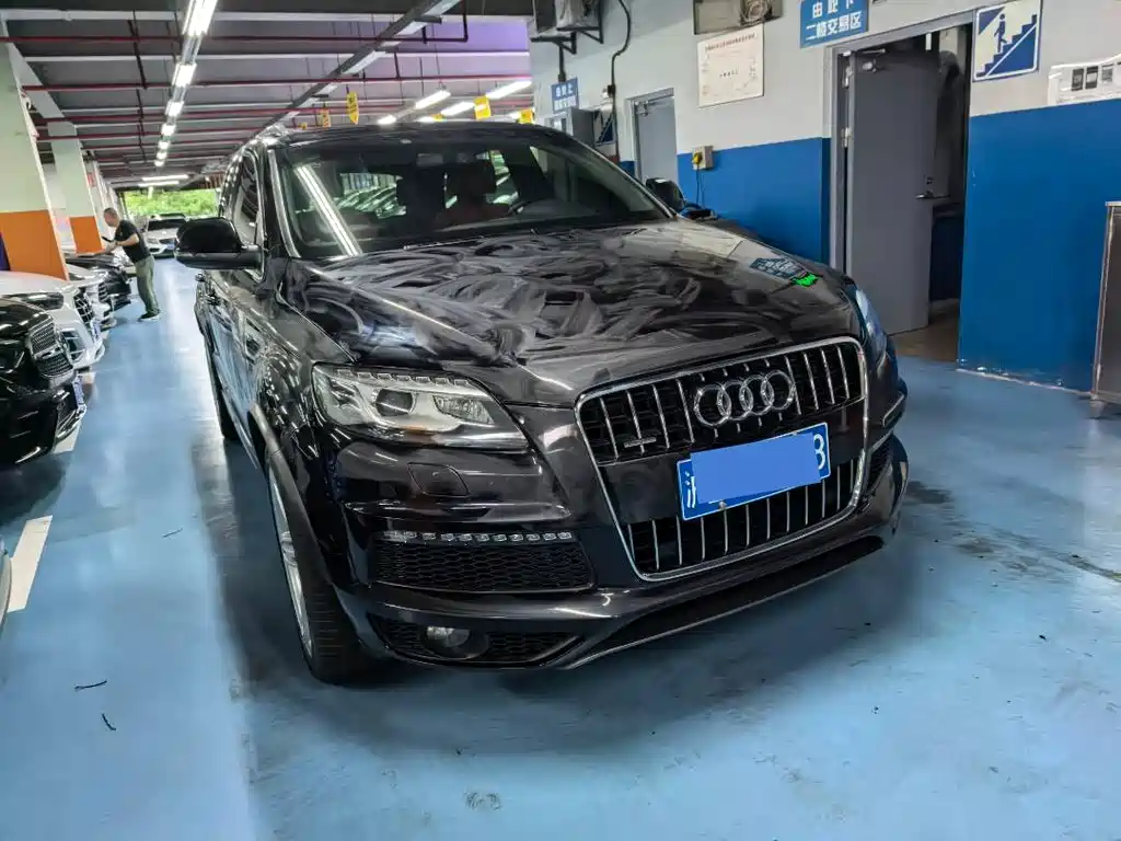 Audi Q7 2011